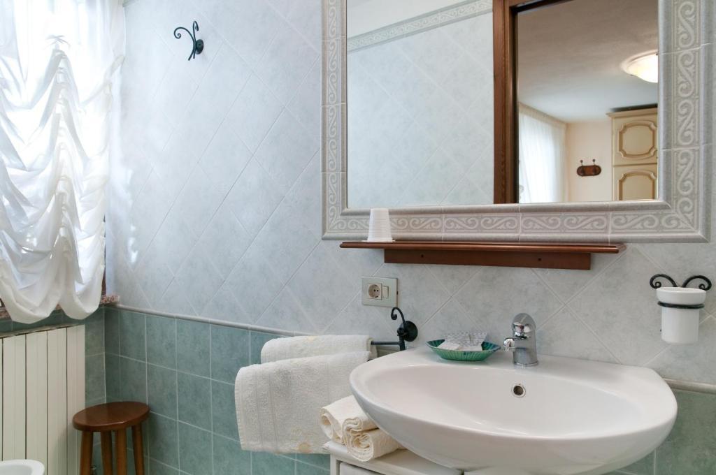 Bed&Breakfast Chiaraオルビア 部屋 写真