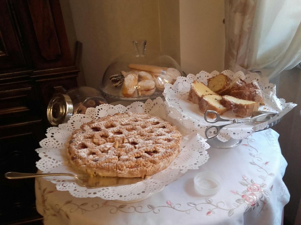 Bed&Breakfast Chiaraオルビア エクステリア 写真